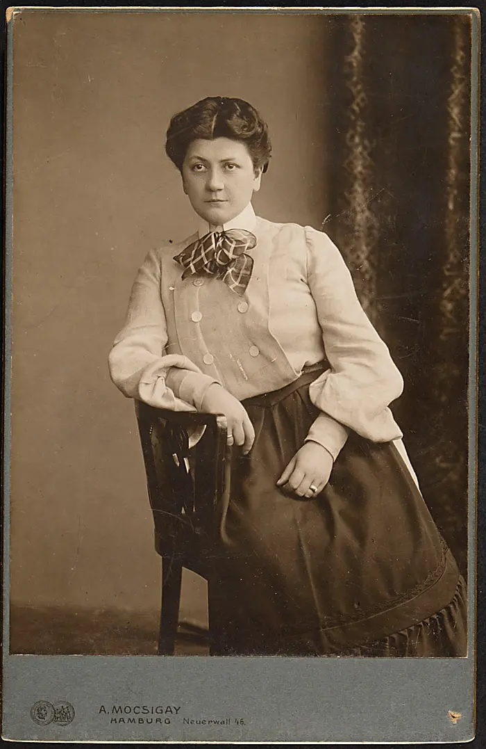 Karli Bozenhard-Hücker