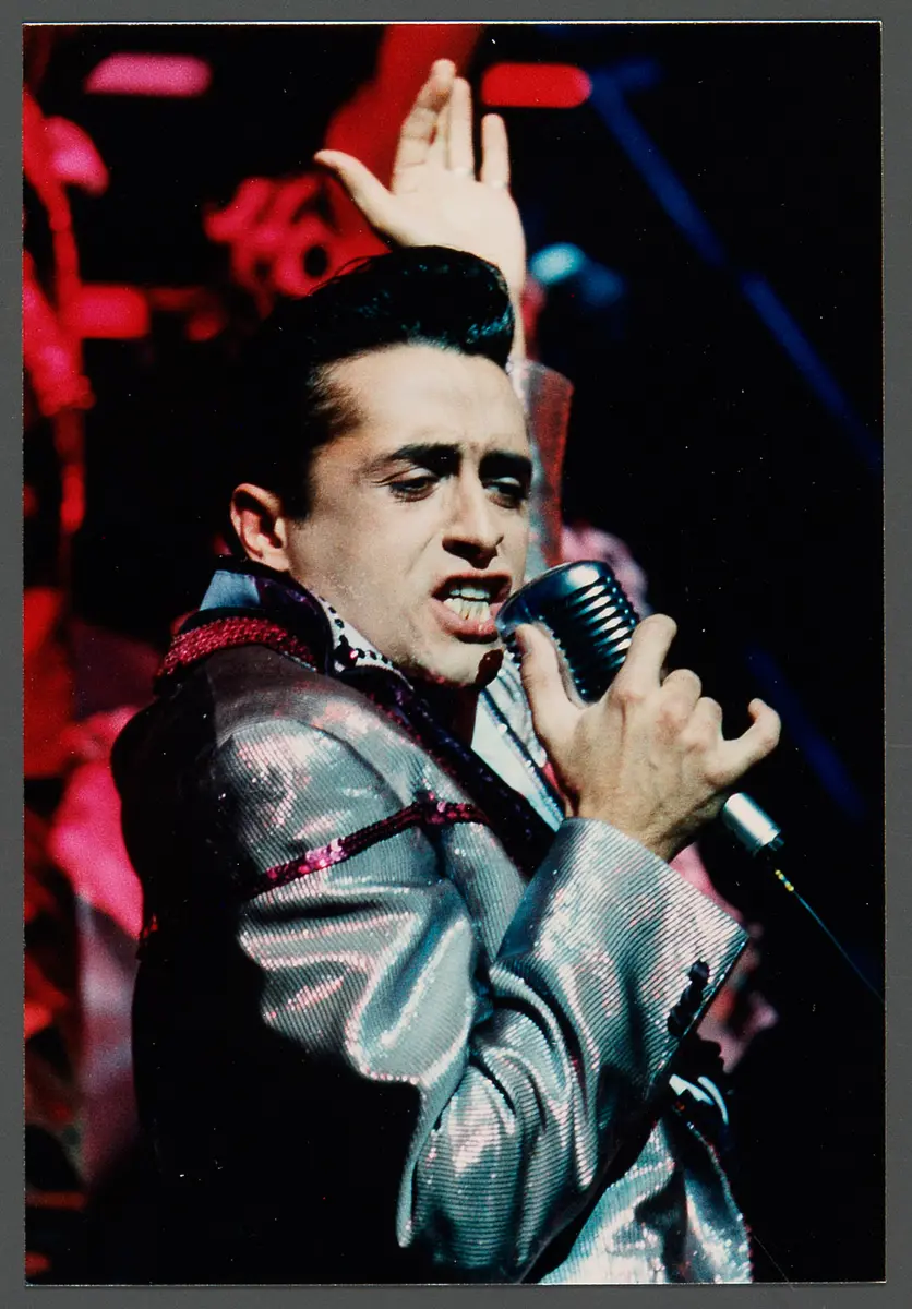 Marcello de Nardo, Verweis auf Stücktitel: Grease