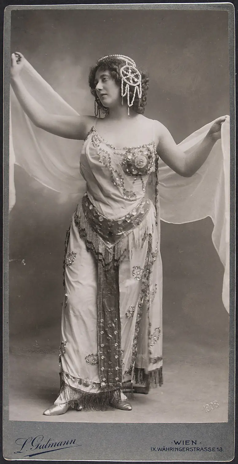 Frieda Schoeller
