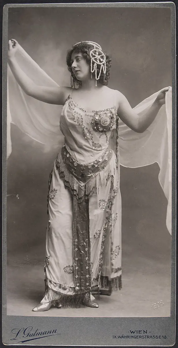 Frieda Schoeller