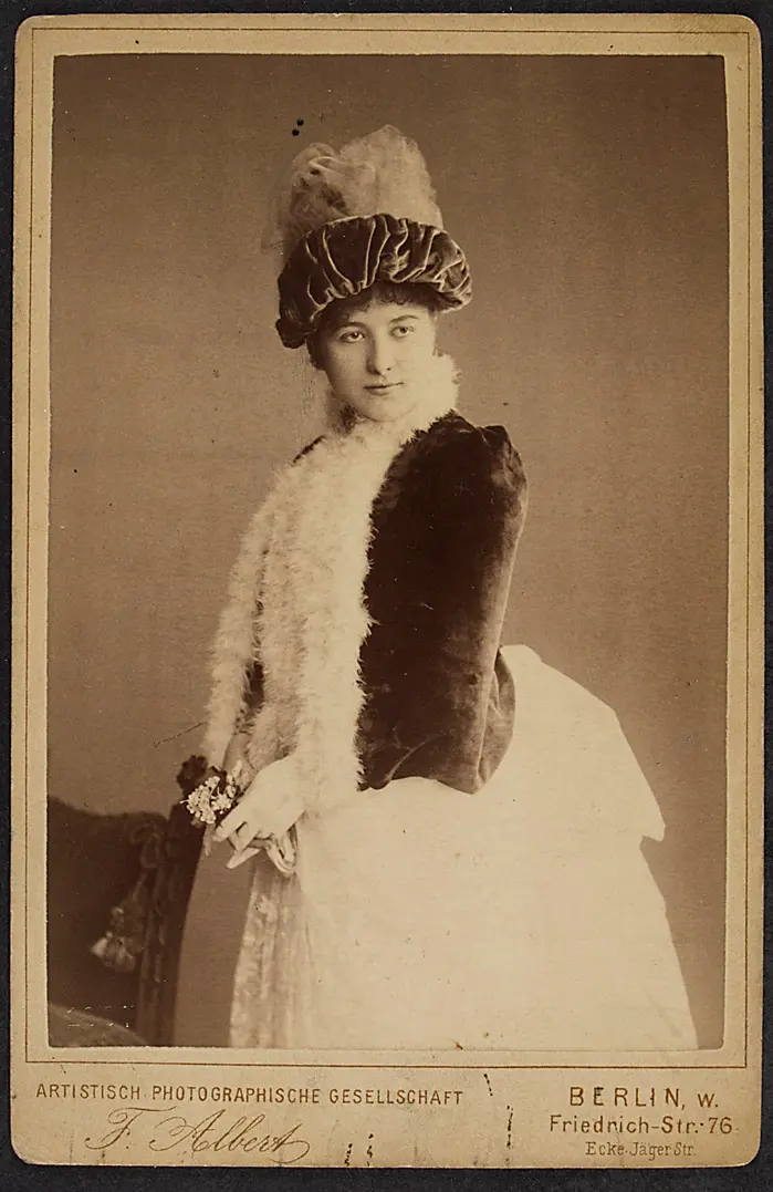 Thea Wolf