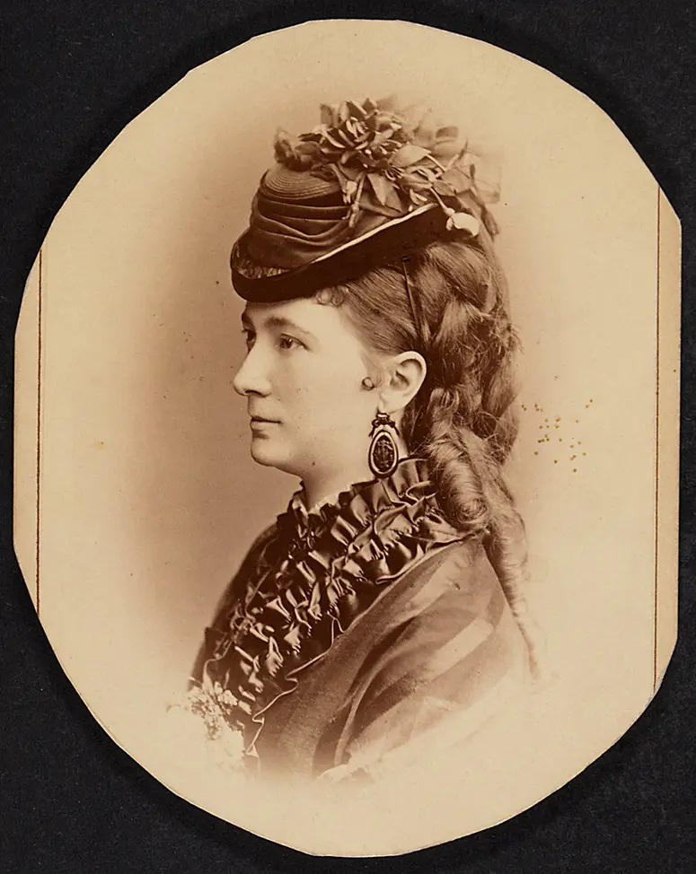 Charlotte Wolter