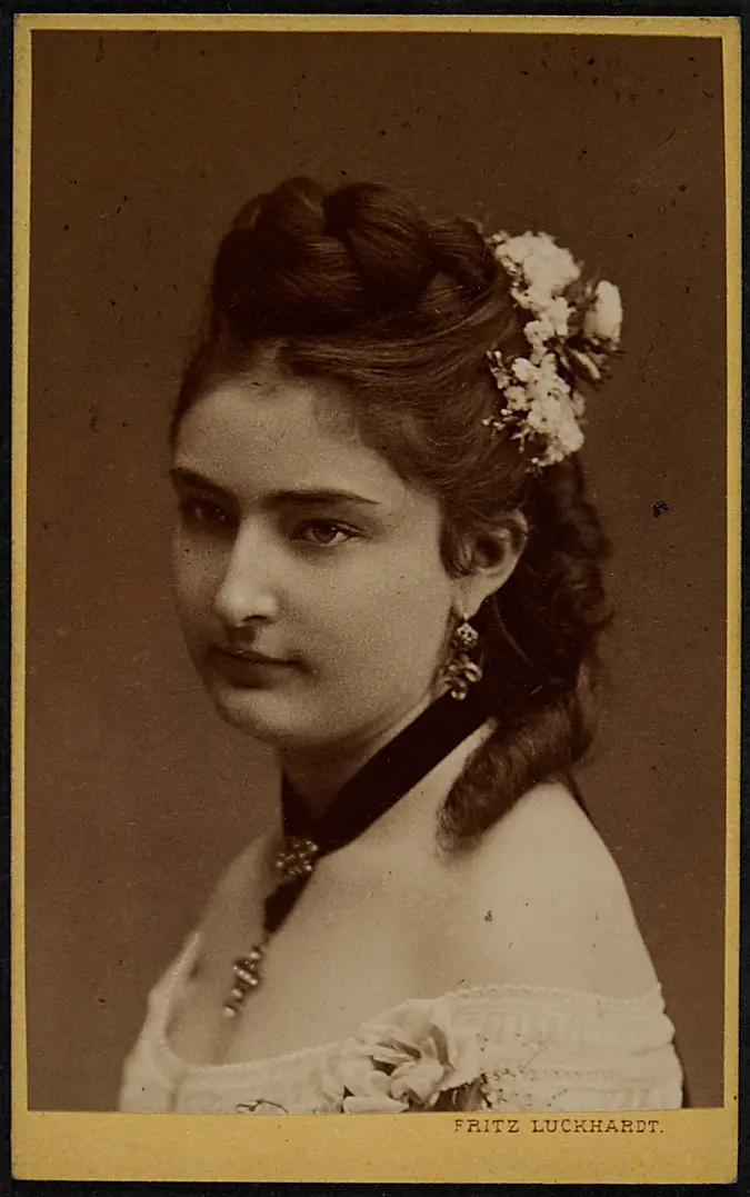 Mlle. Guillaume