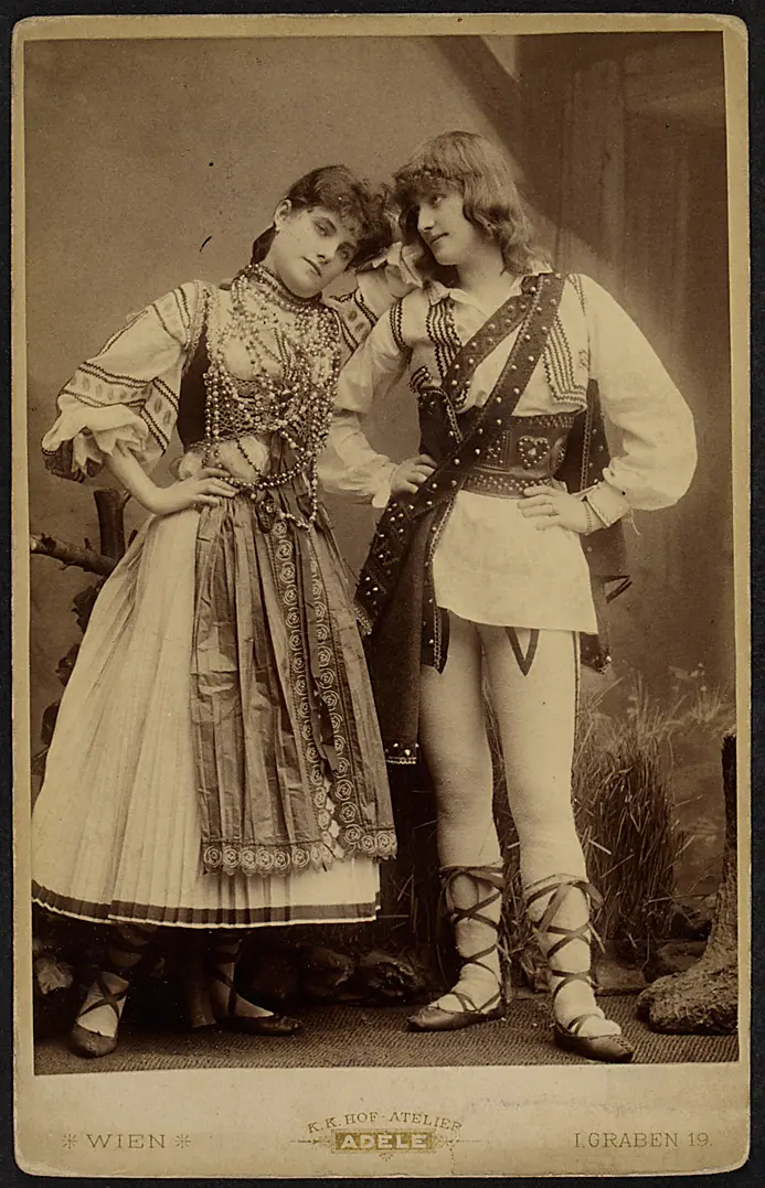 Schwestern Sarkadi