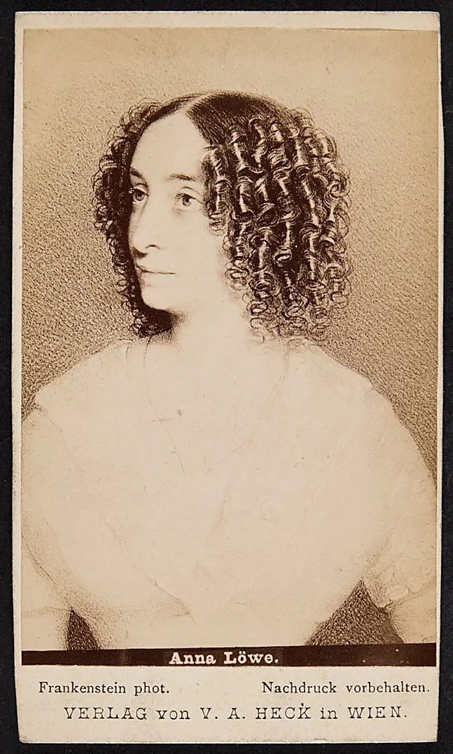 Anna Löwe