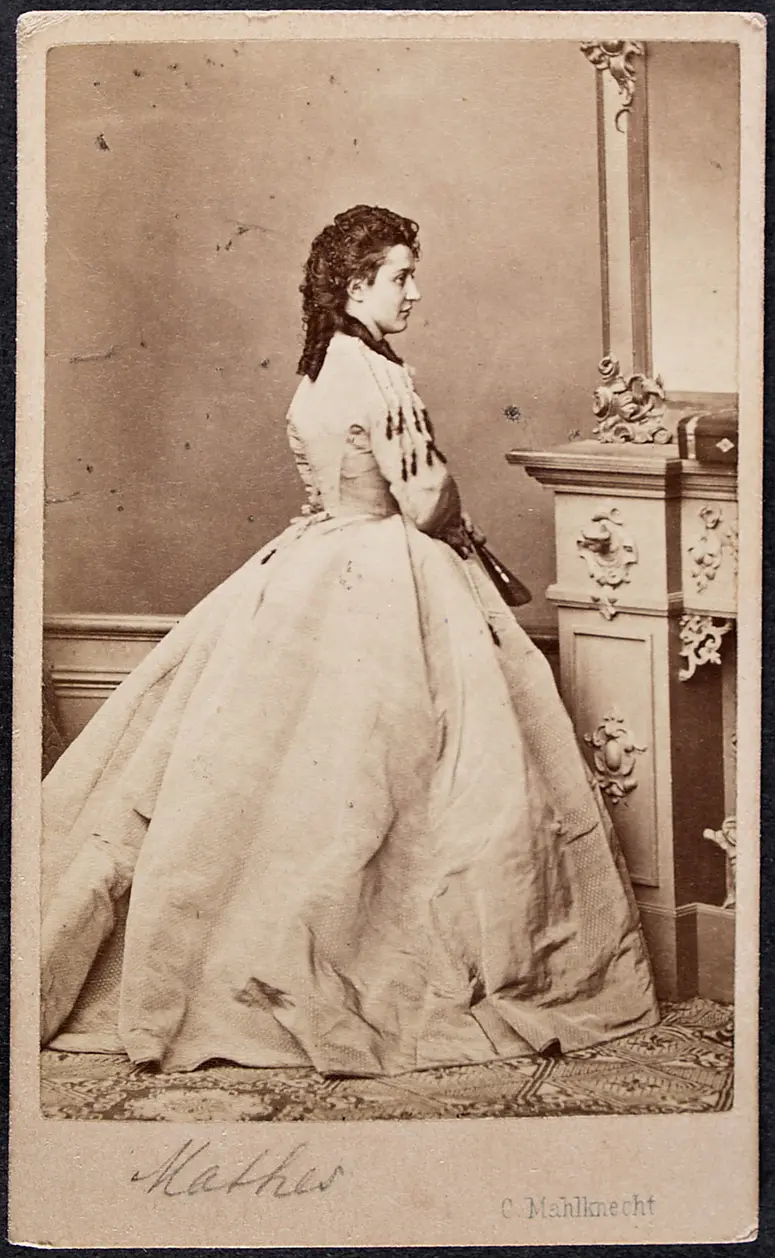 Marie Mathes