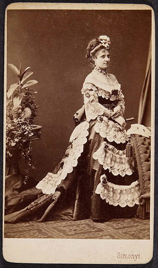 Flora Feleki
