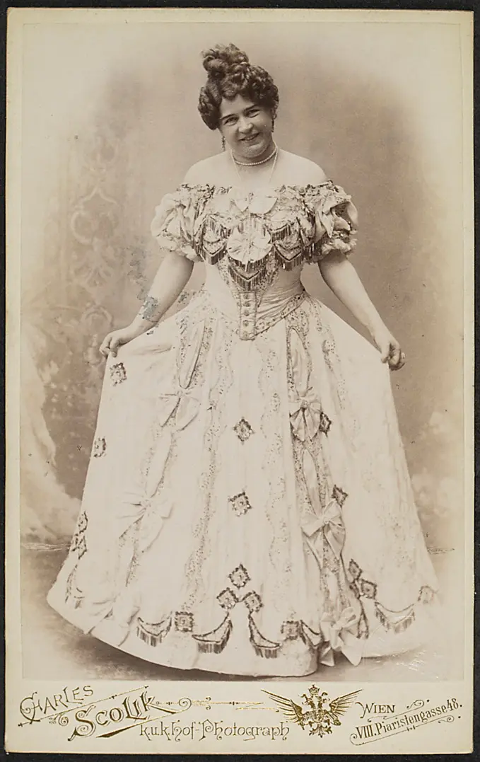 Hansi Niese, Verweis auf Stücktitel: Ein Wiener Wäschermädel