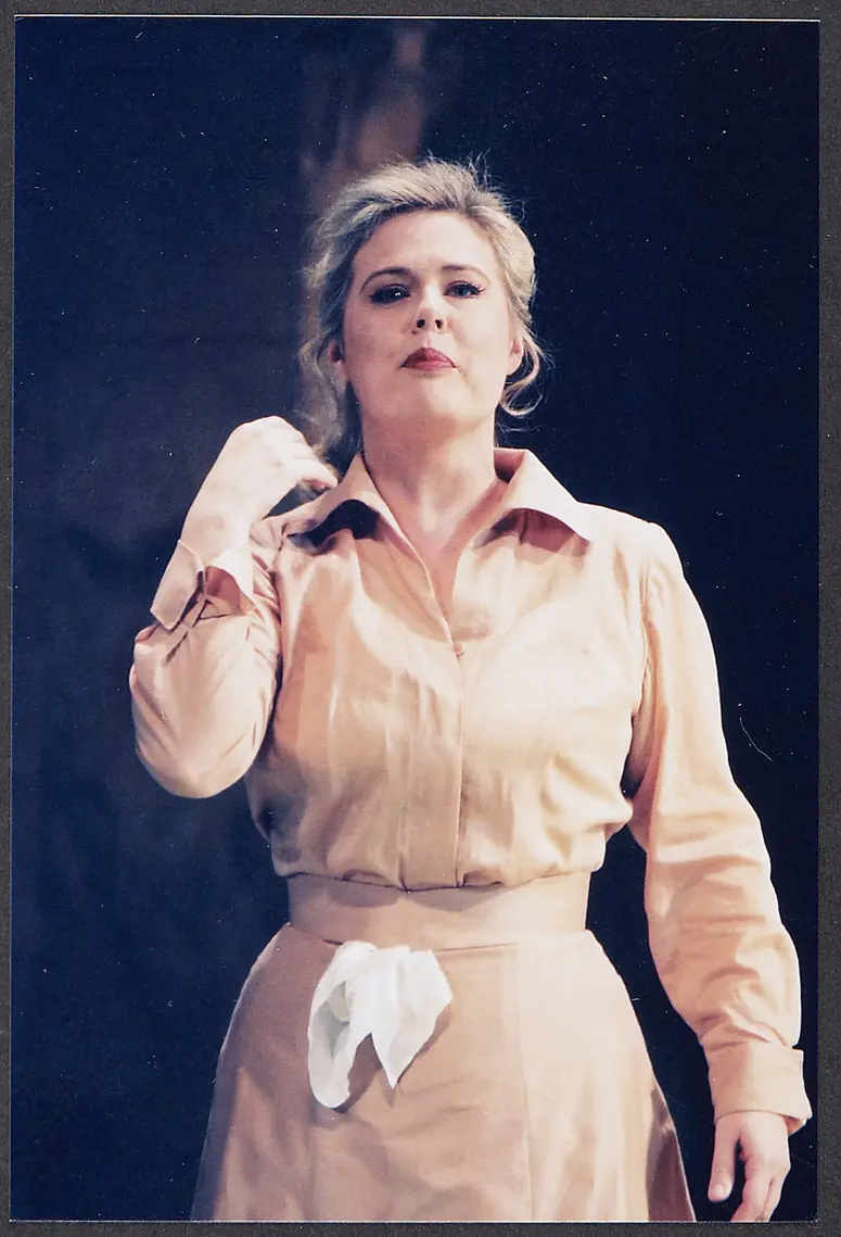 Ildiko Raimondi, Verweis auf Stücktitel: L´elisir d´amore