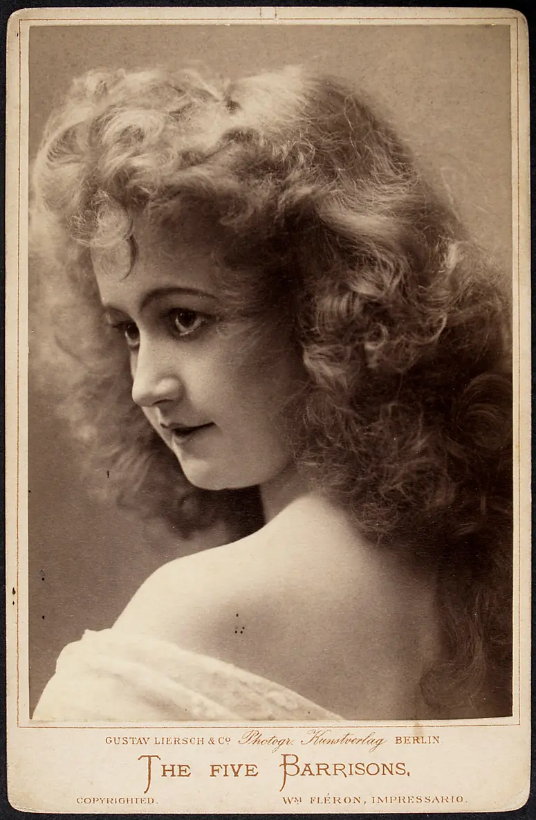 Lona Barrison