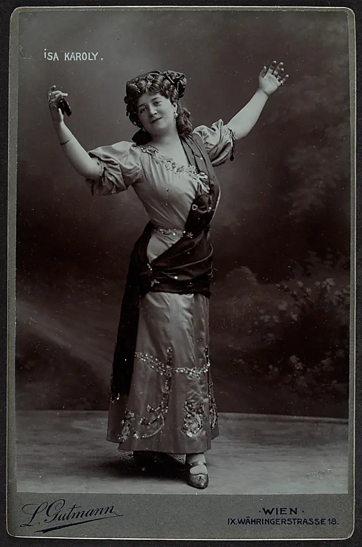 Isa Karoly