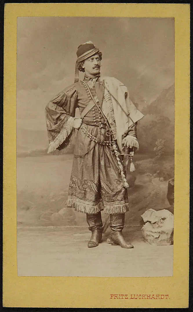 Hr. Molnar