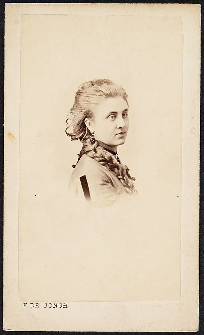 Stella Hohenfels