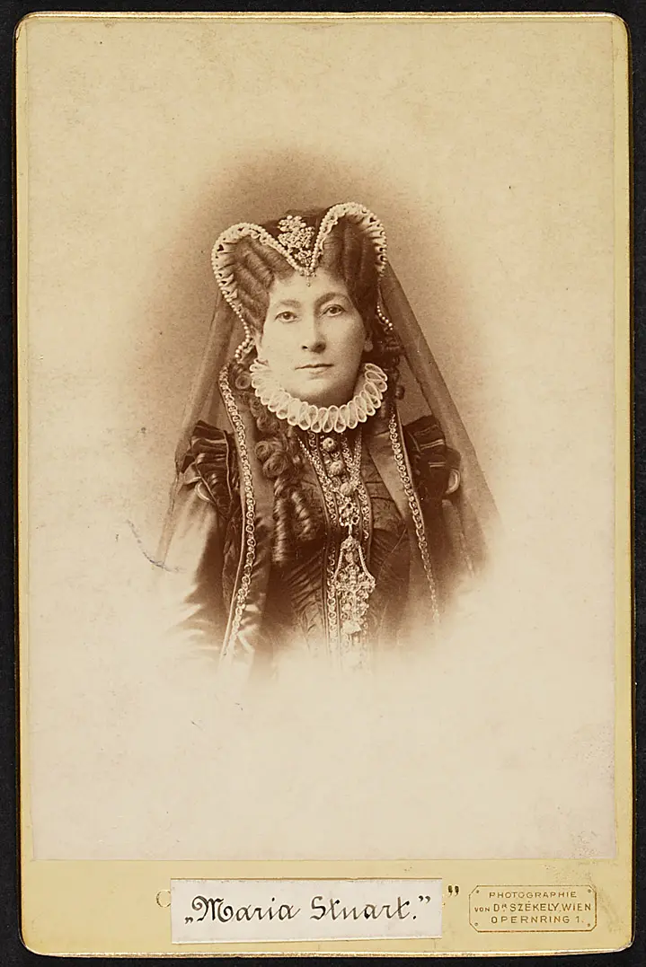 Charlotte Wolter, Verweis auf Stücktitel: Maria Stuart