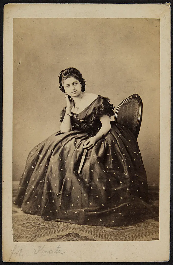 Anna Kratz