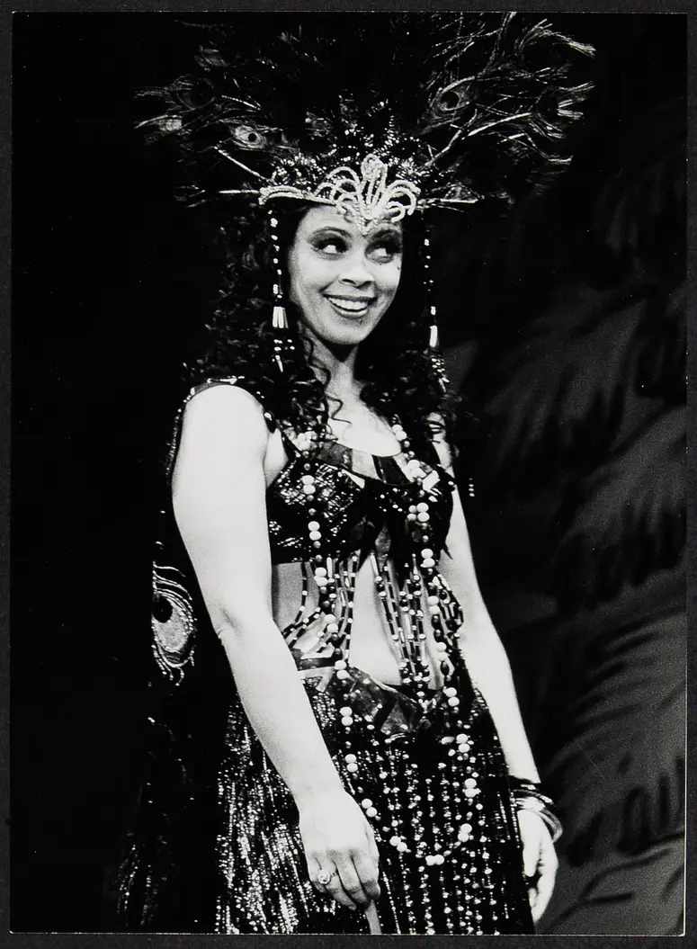 Elisabeth Kales, Verweis auf Stücktitel: Madame Pompadour