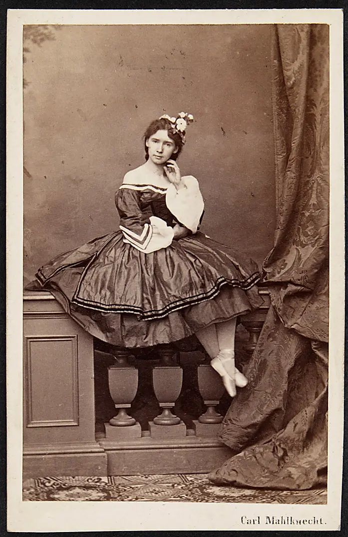 Henriette Lamarre