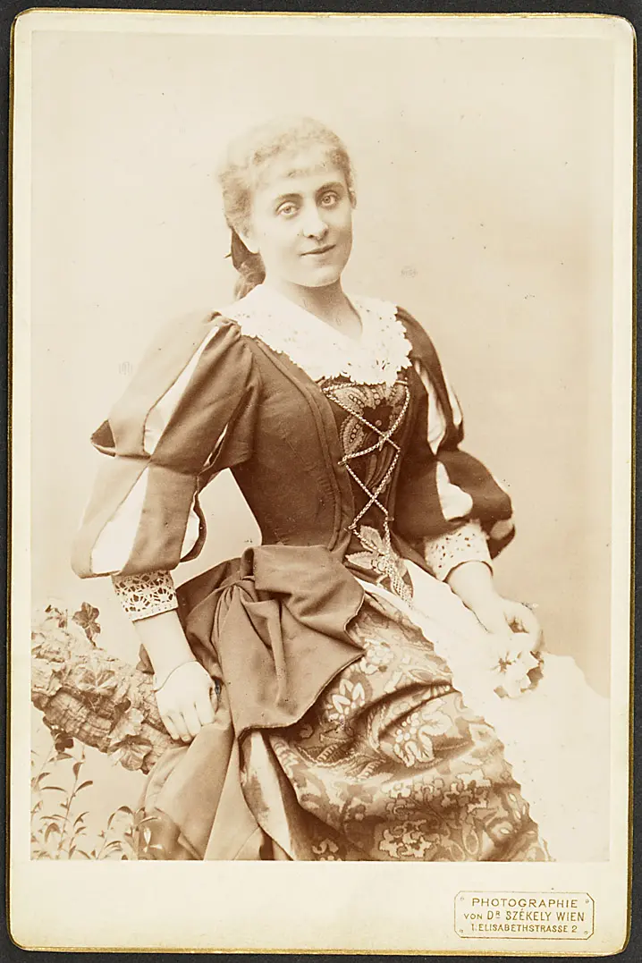 Stella Hohenfels