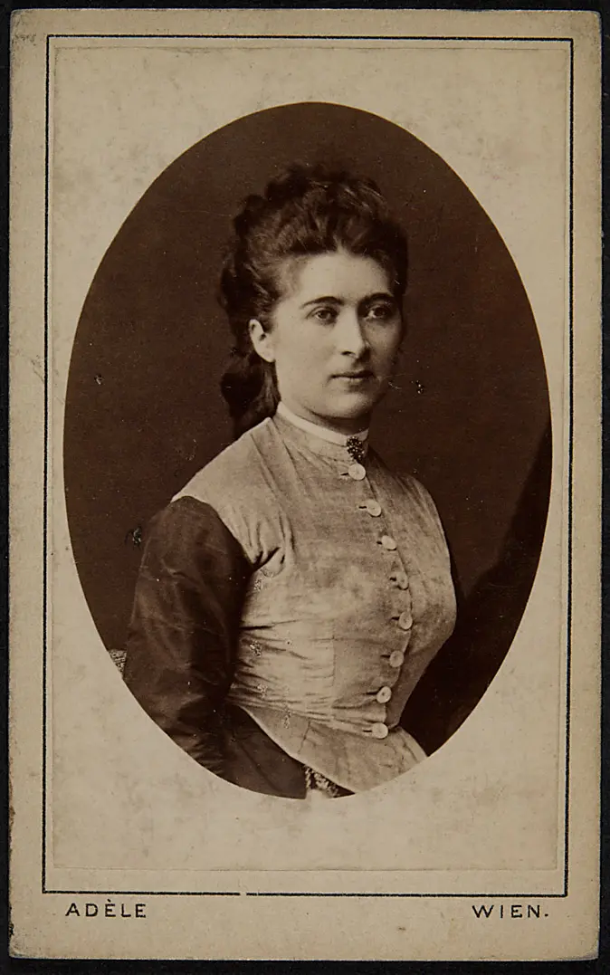 Emilie Hollauer