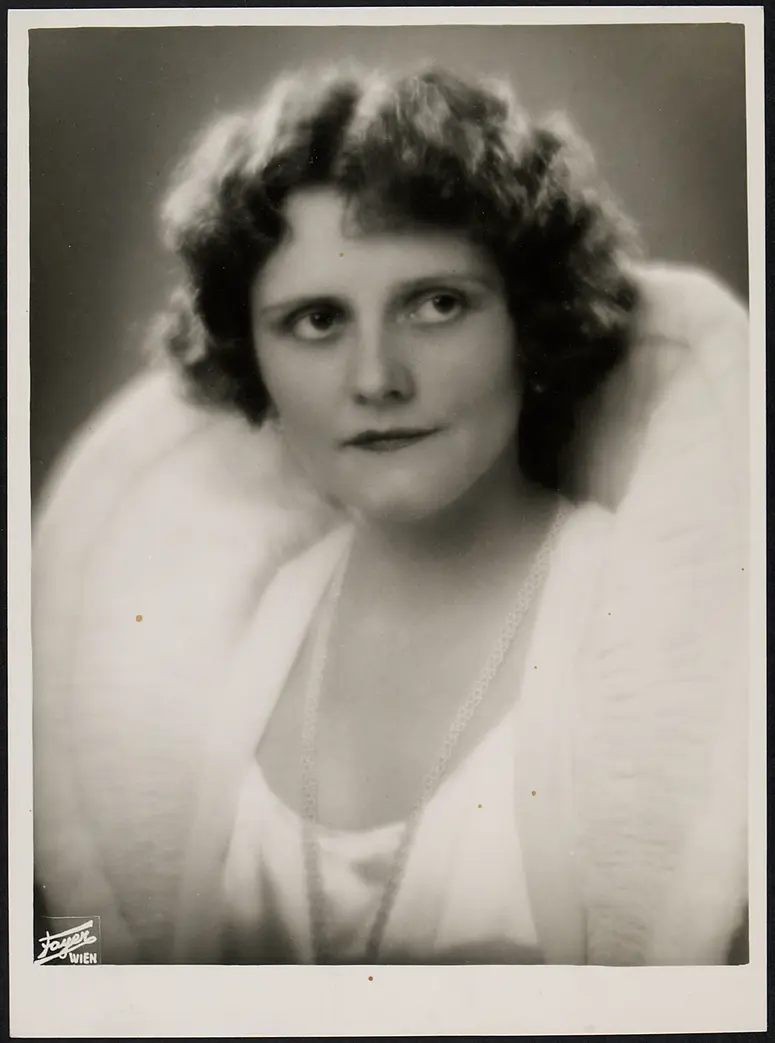 Margit Schenker-Angerer