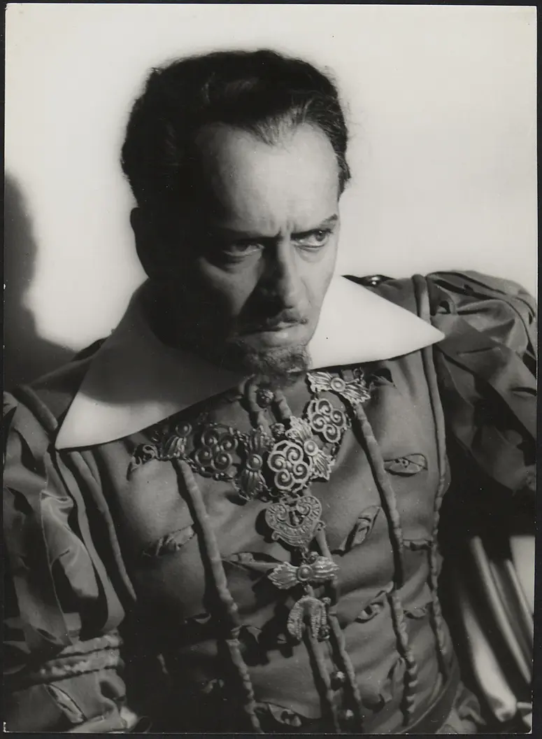 Theodor Loos