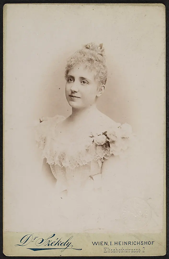 Helene Ansion