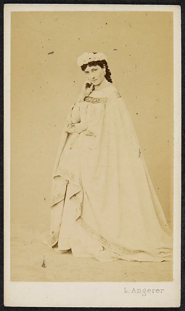 Charlotte Wolter
