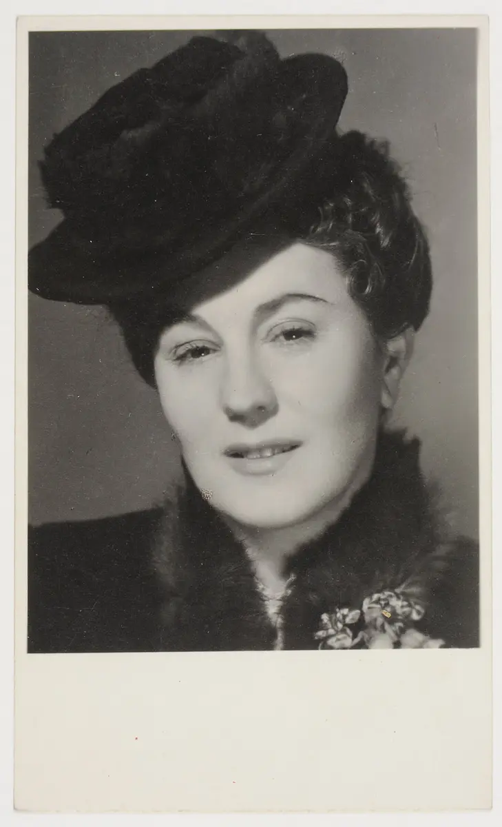 Käthe Gold