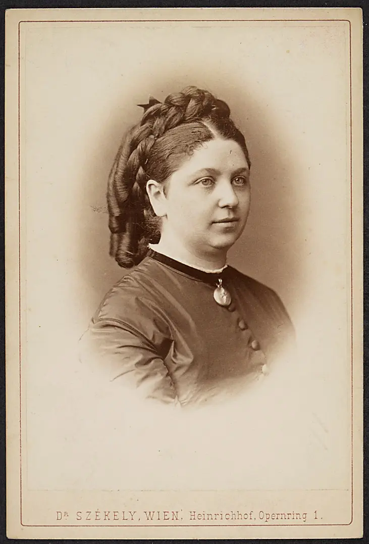 Anna Kratz