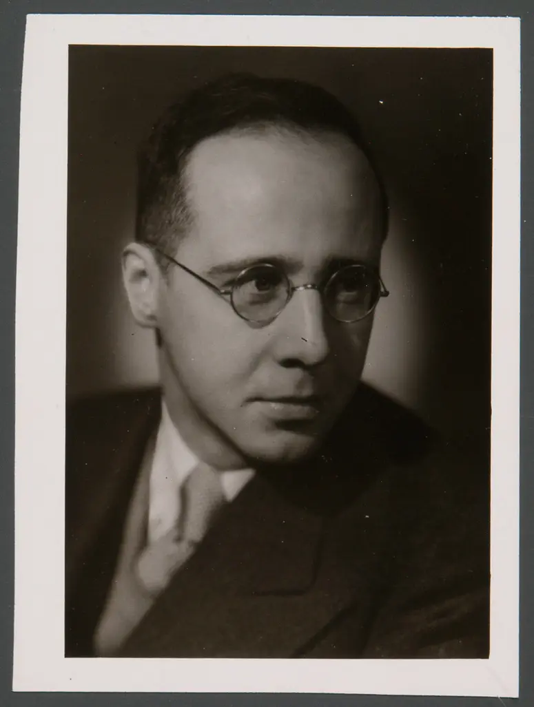 Gustav Manker