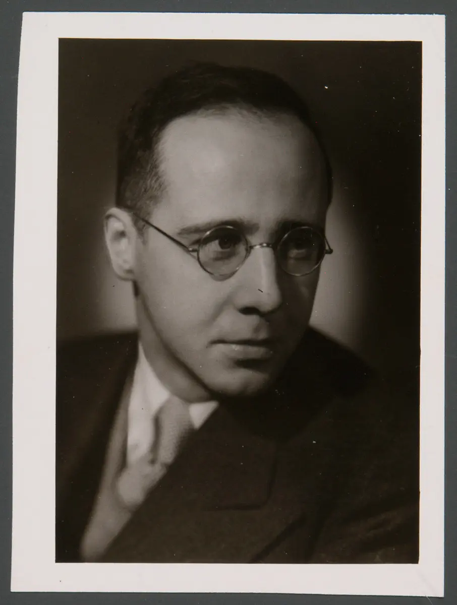 Gustav Manker