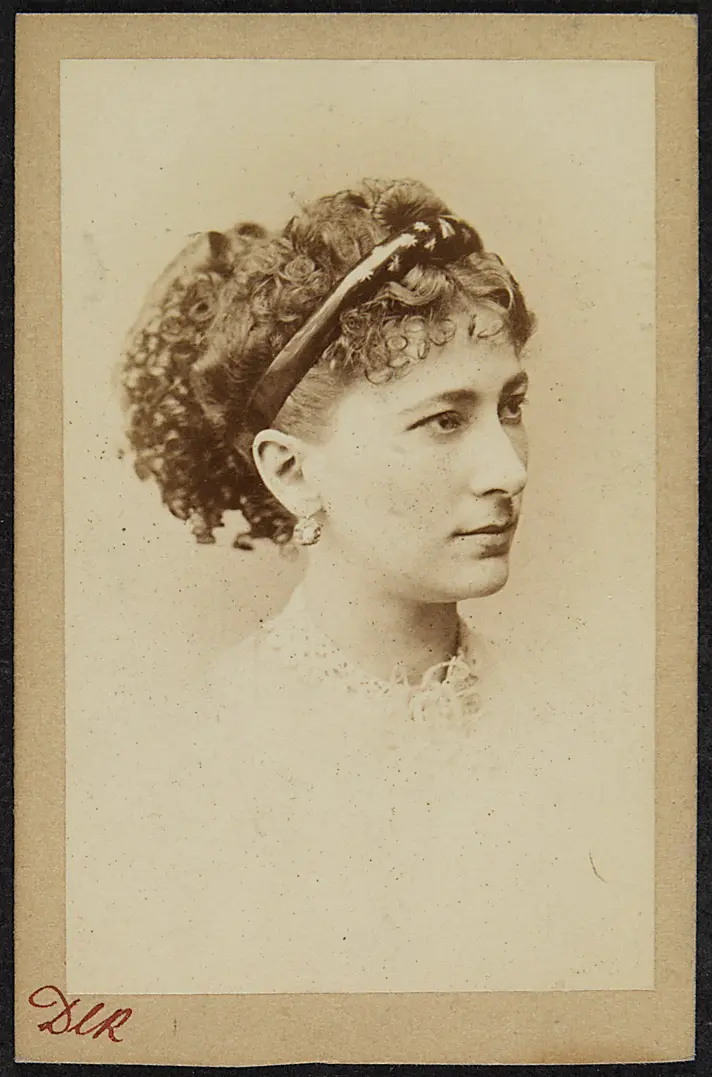 Charlotte Wolter