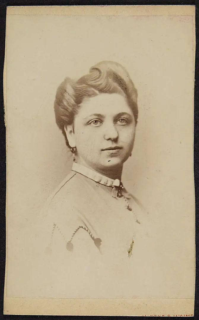 Anna Kratz