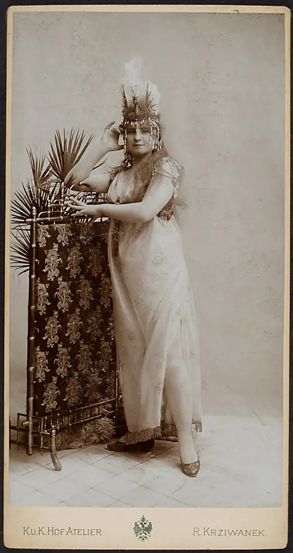 Minnie Milton