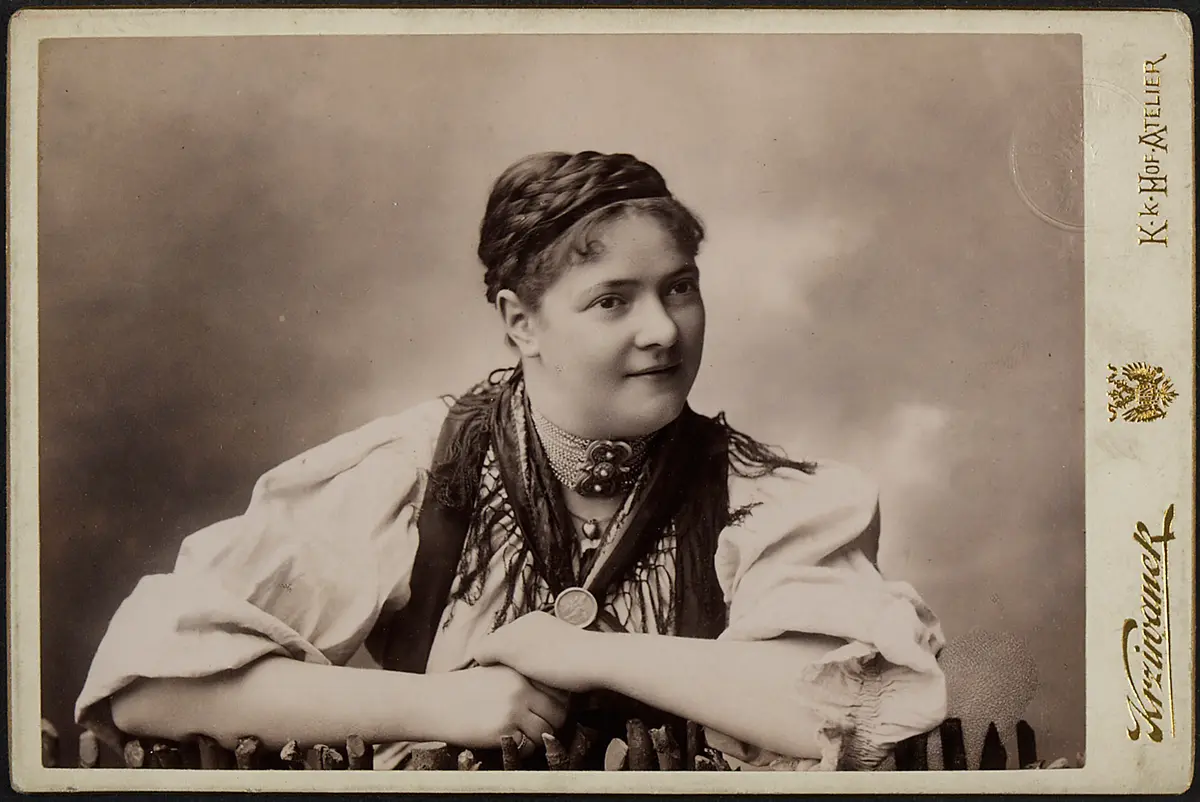 Johanna Frey, Verweis auf Stücktitel: Königskinder