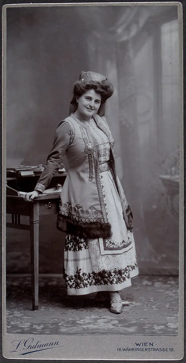 Grete Holm