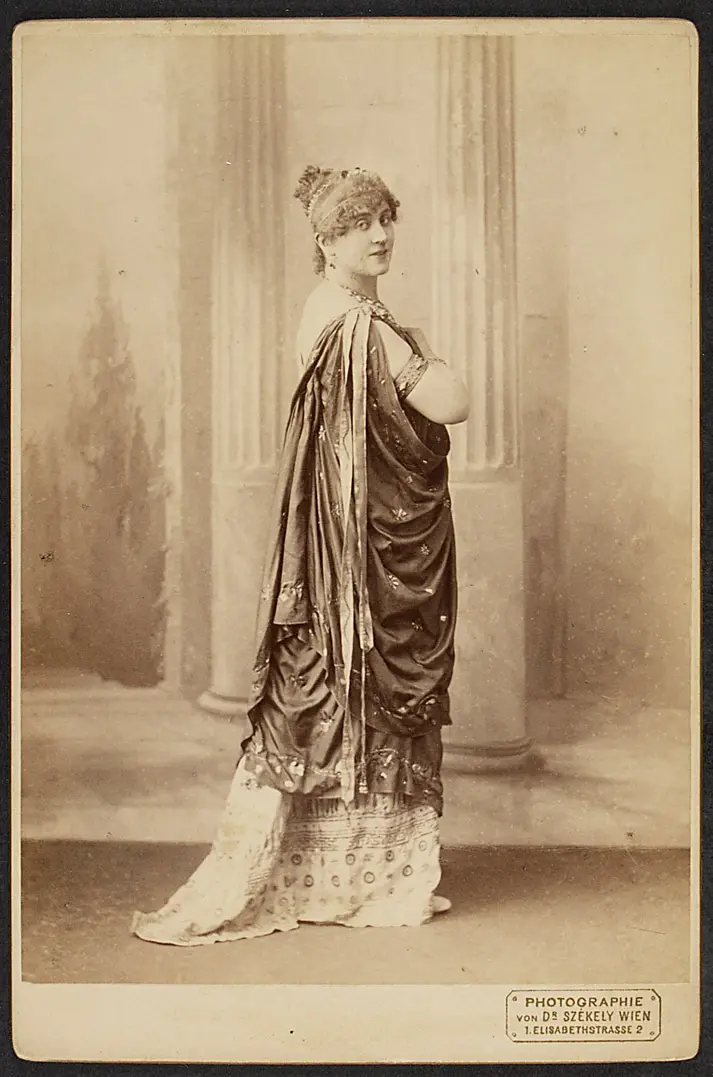 Stella Hohenfels