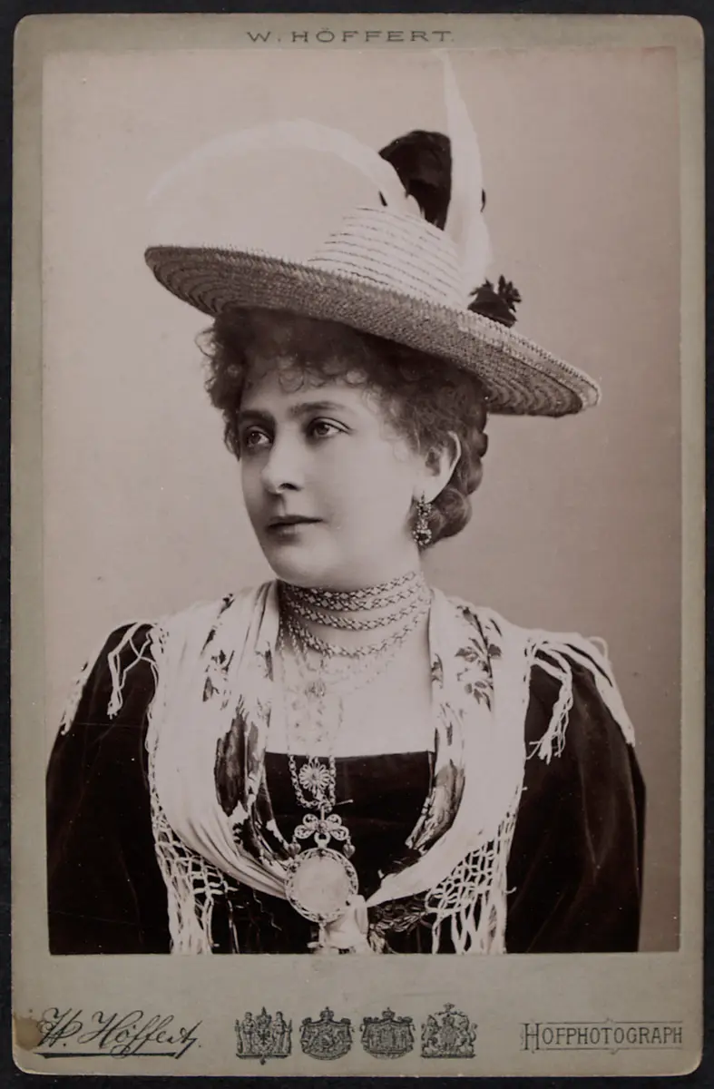 Jenny Gross