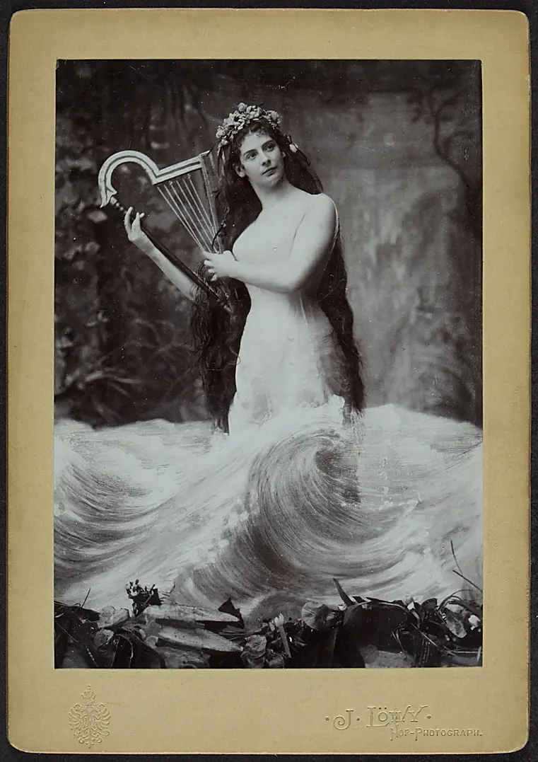 Katharina Abel, Verweis auf Stücktitel: Melusine