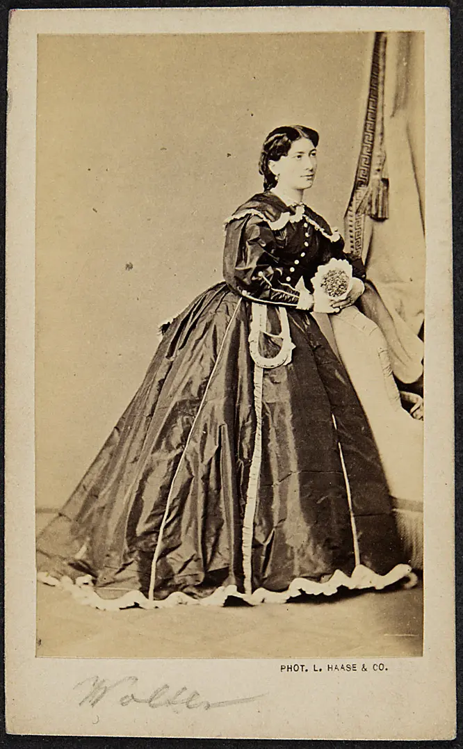 Charlotte Wolter