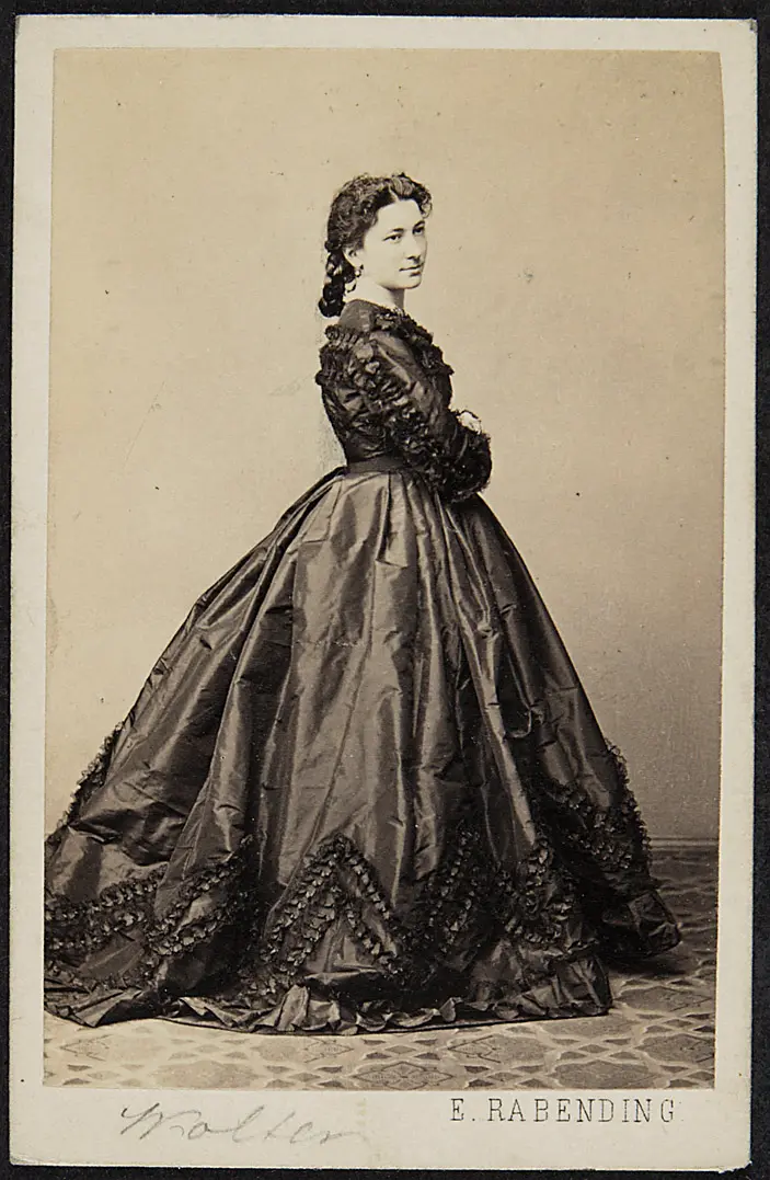 Charlotte Wolter
