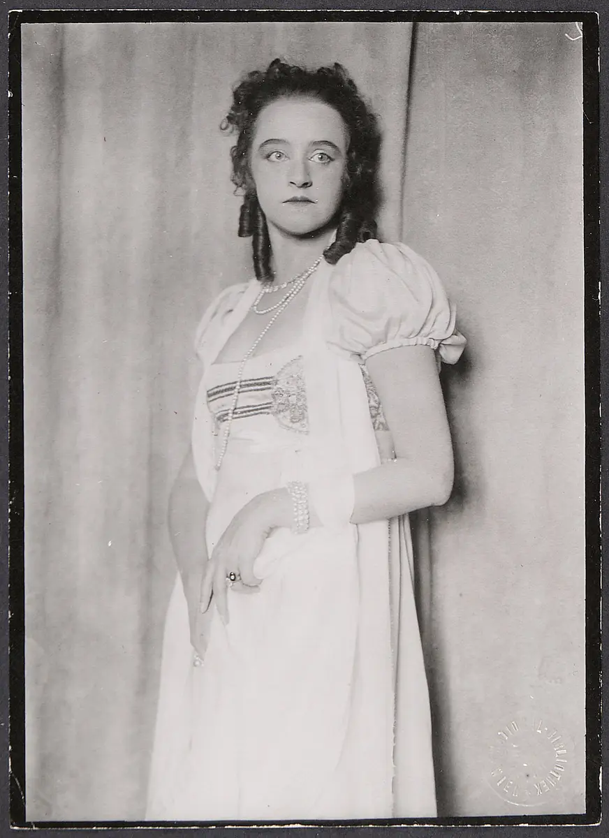 Ebba Johannsen, Verweis auf Stücktitel: Metternich