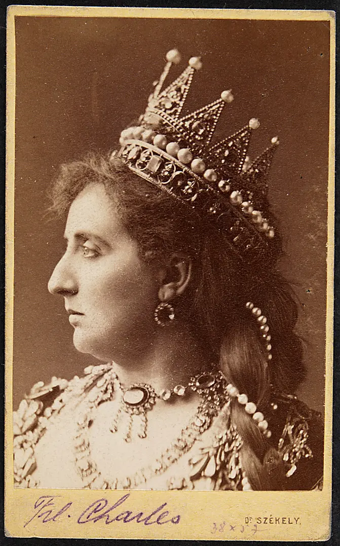 Amelie Charles