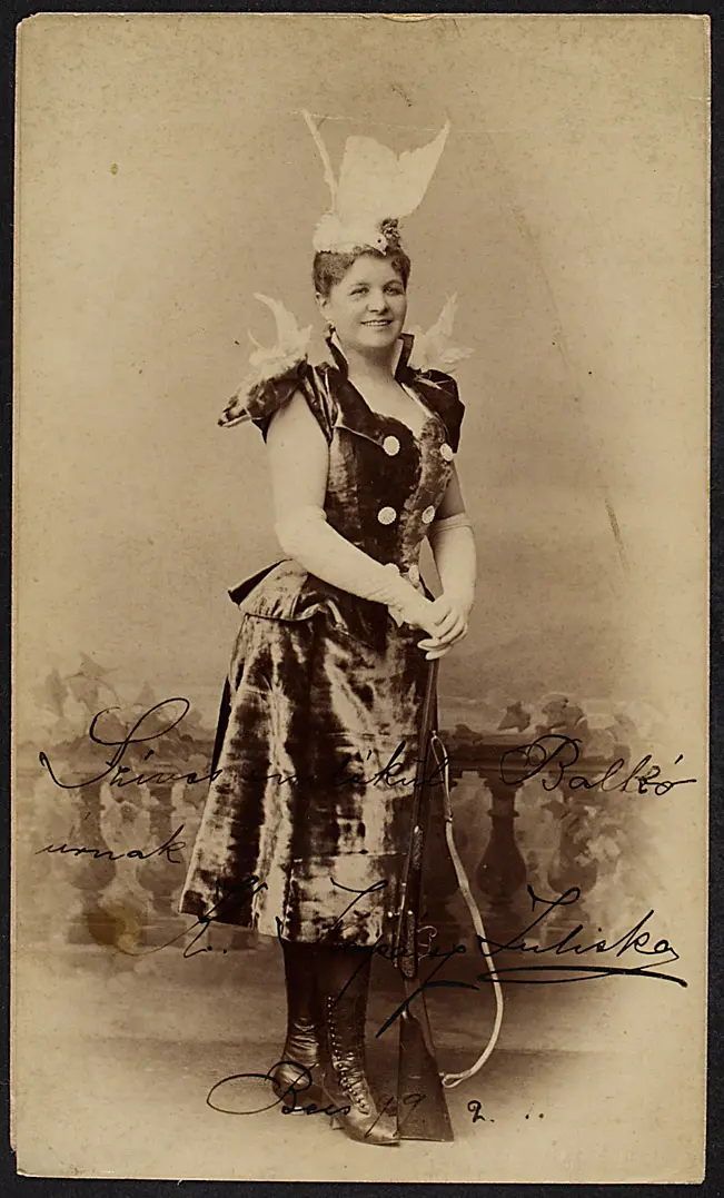 Julie Kopacsi-Karczag