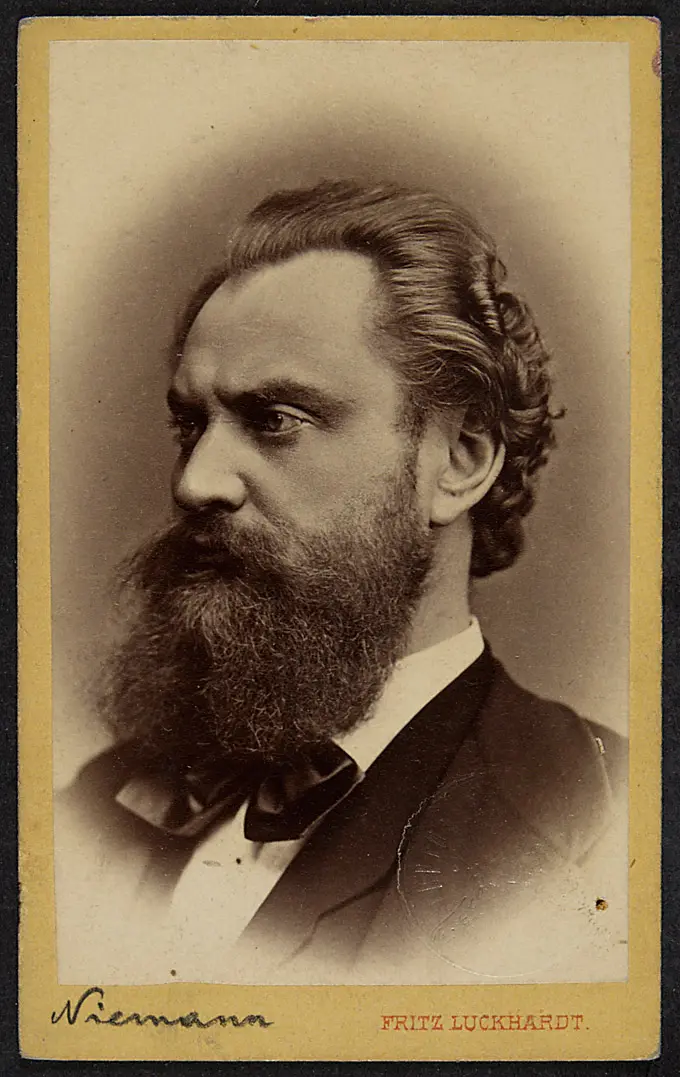 Albert Niemann
