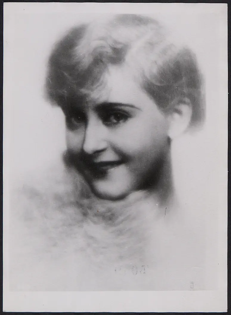 Iris Arlan