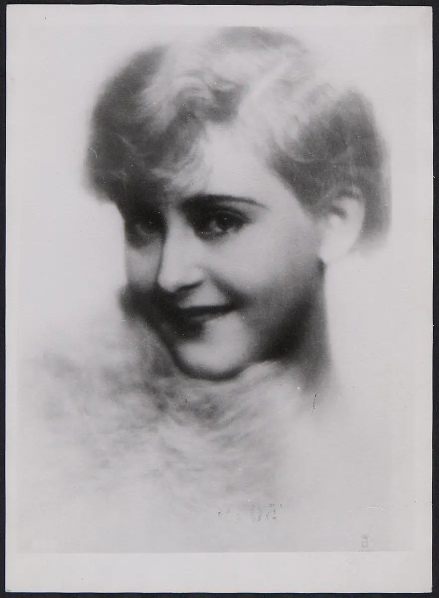 Iris Arlan