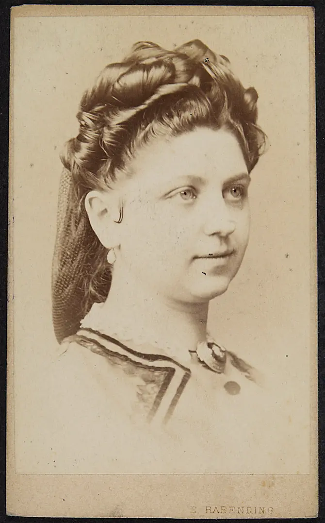 Anna Kratz