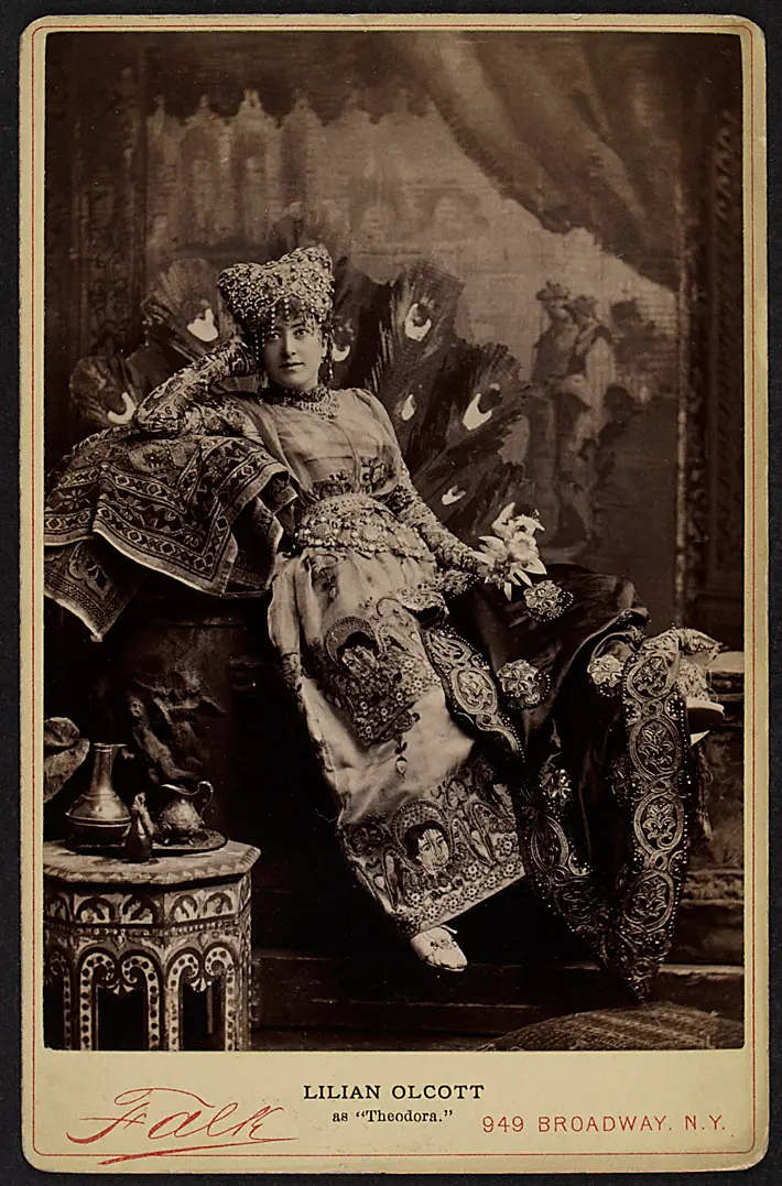 Lilian Olcott, Verweis auf Stücktitel: Theodora