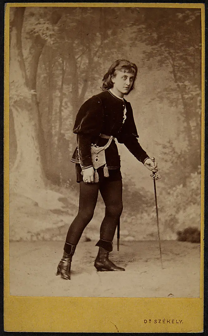 Stella Hohenfels, Verweis auf Stücktitel: König Richard III.